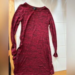 Atmosphere Red and Black Patterned Garment